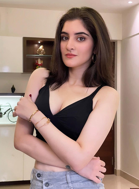 Navaneeta Kaur Elite Model